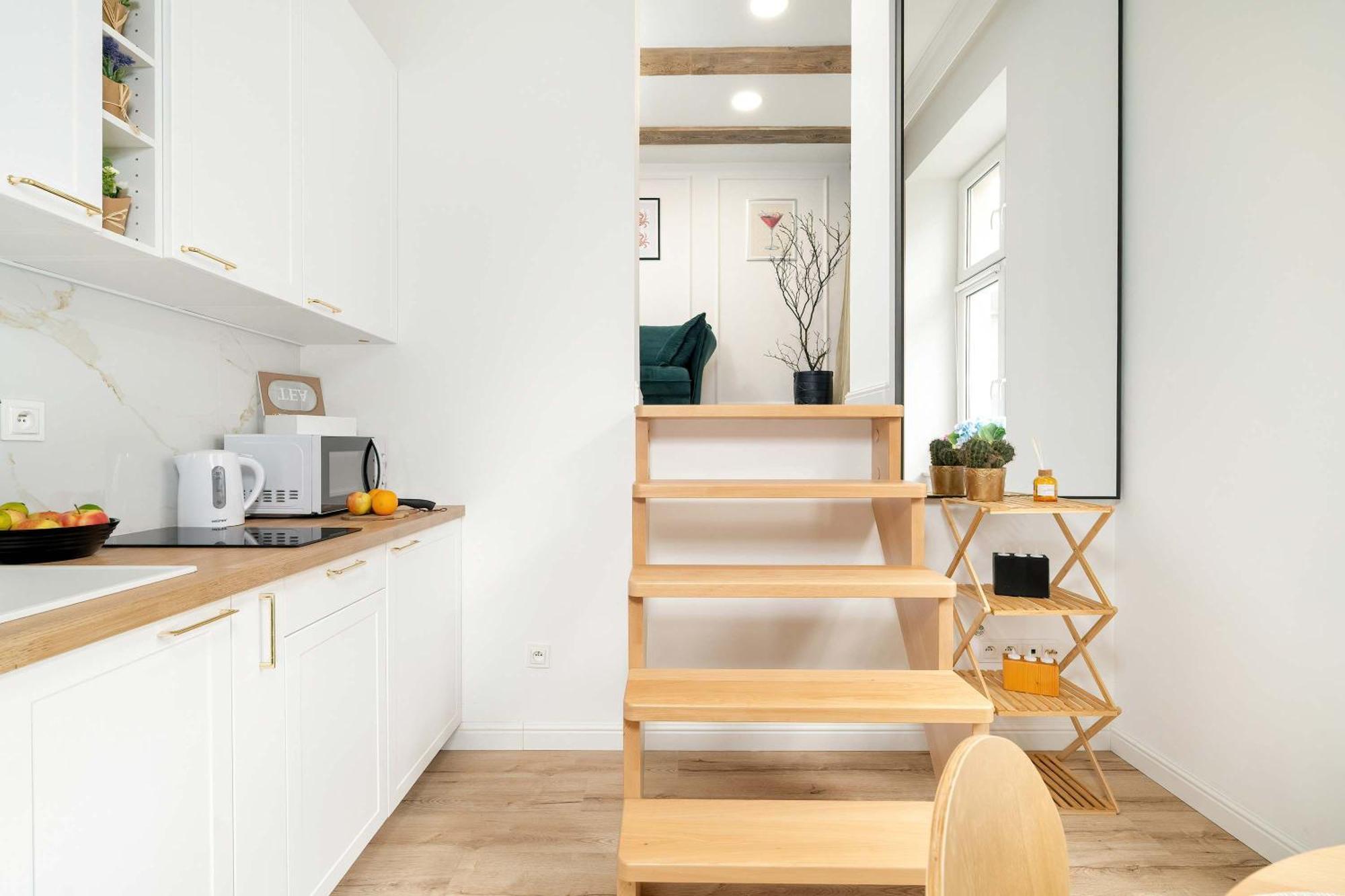 Wierzbiecice Cozy For 4 Guests Near The Center Of By Renters Apartment