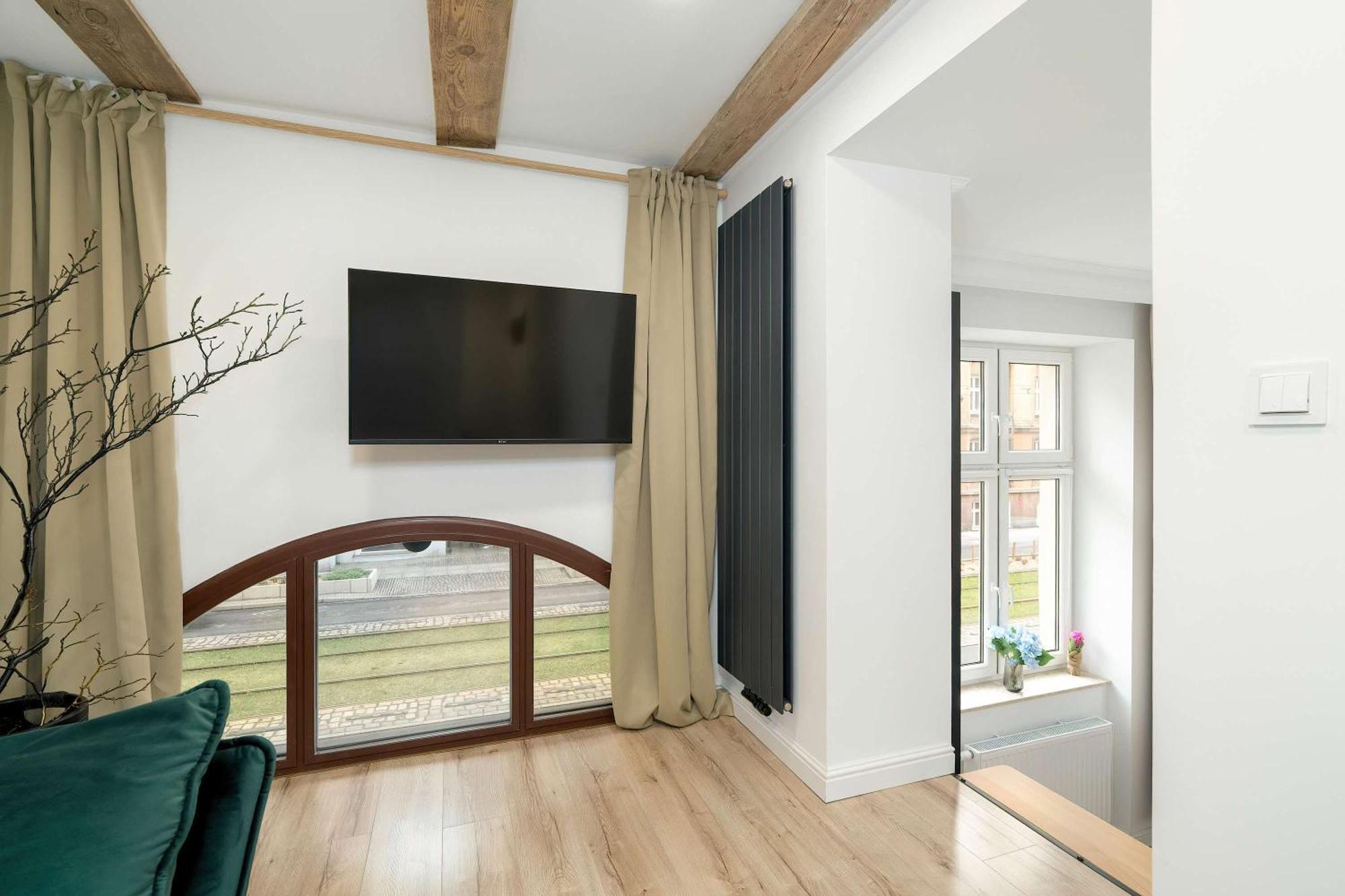 Apartment Wierzbiecice Cozy For 4 Guests Near The Center Of By Renters *