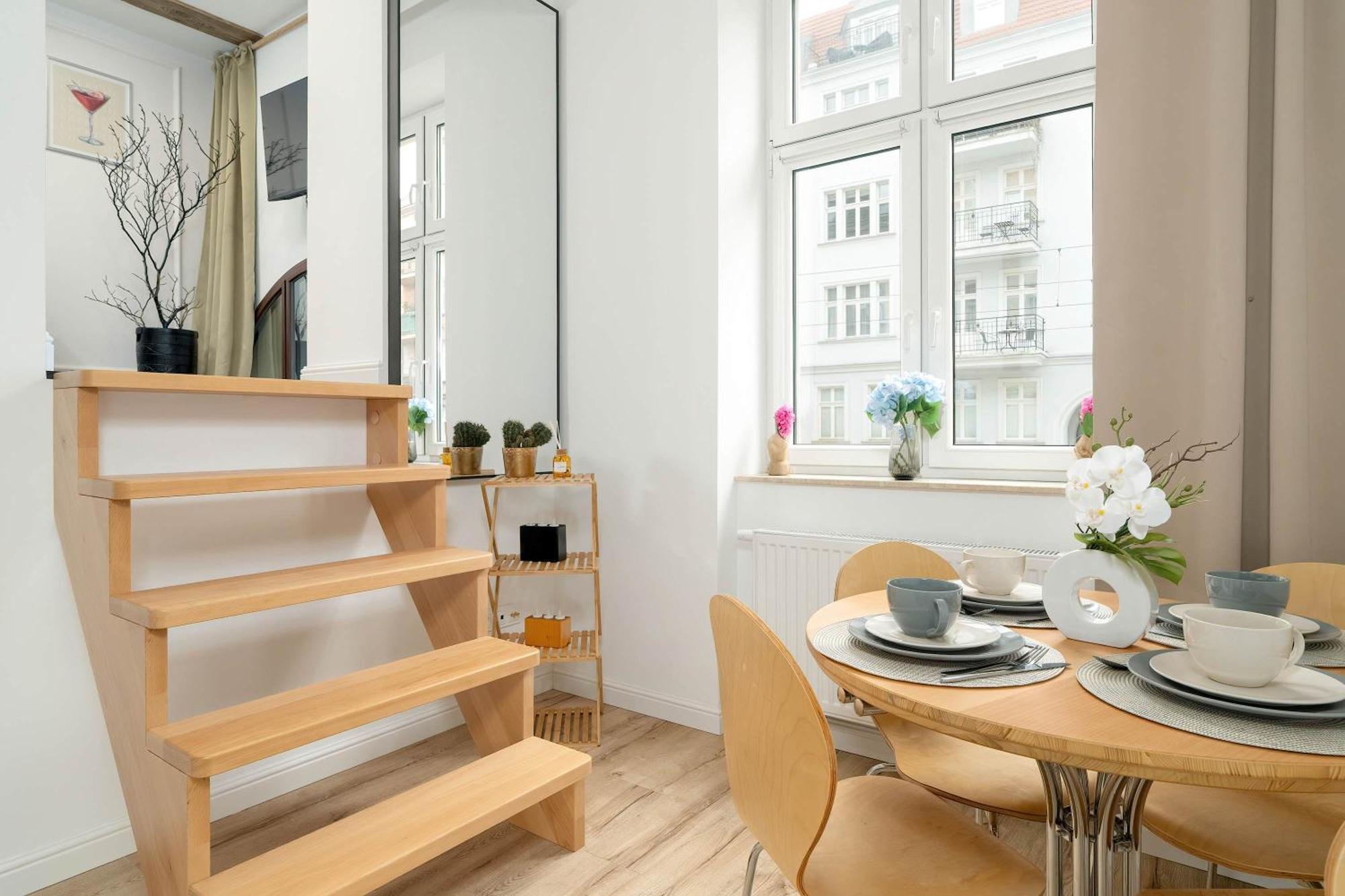 Wierzbiecice Cozy For 4 Guests Near The Center Of By Renters Apartment
