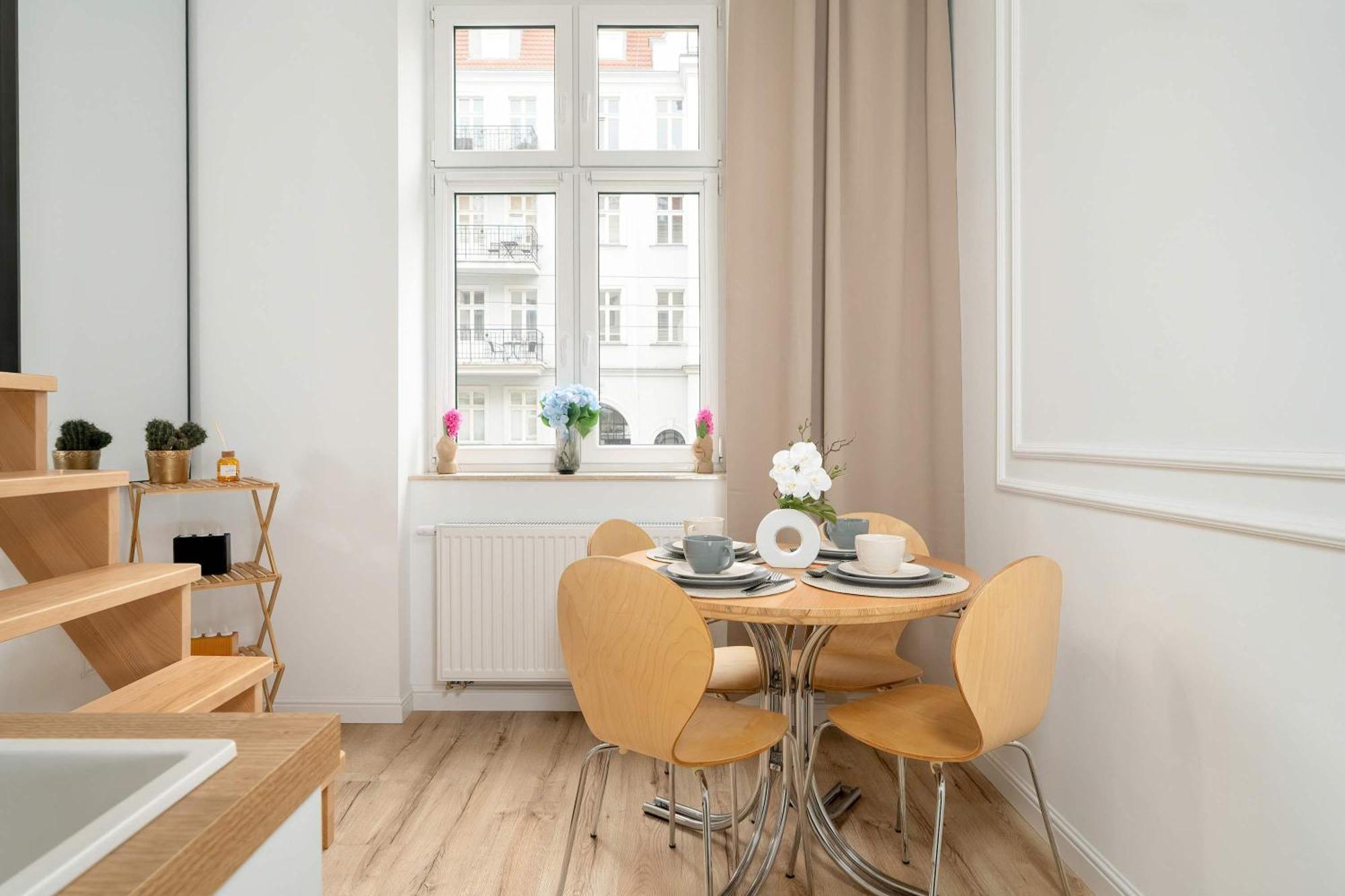 Apartment Wierzbiecice Cozy For 4 Guests Near The Center Of By Renters *
